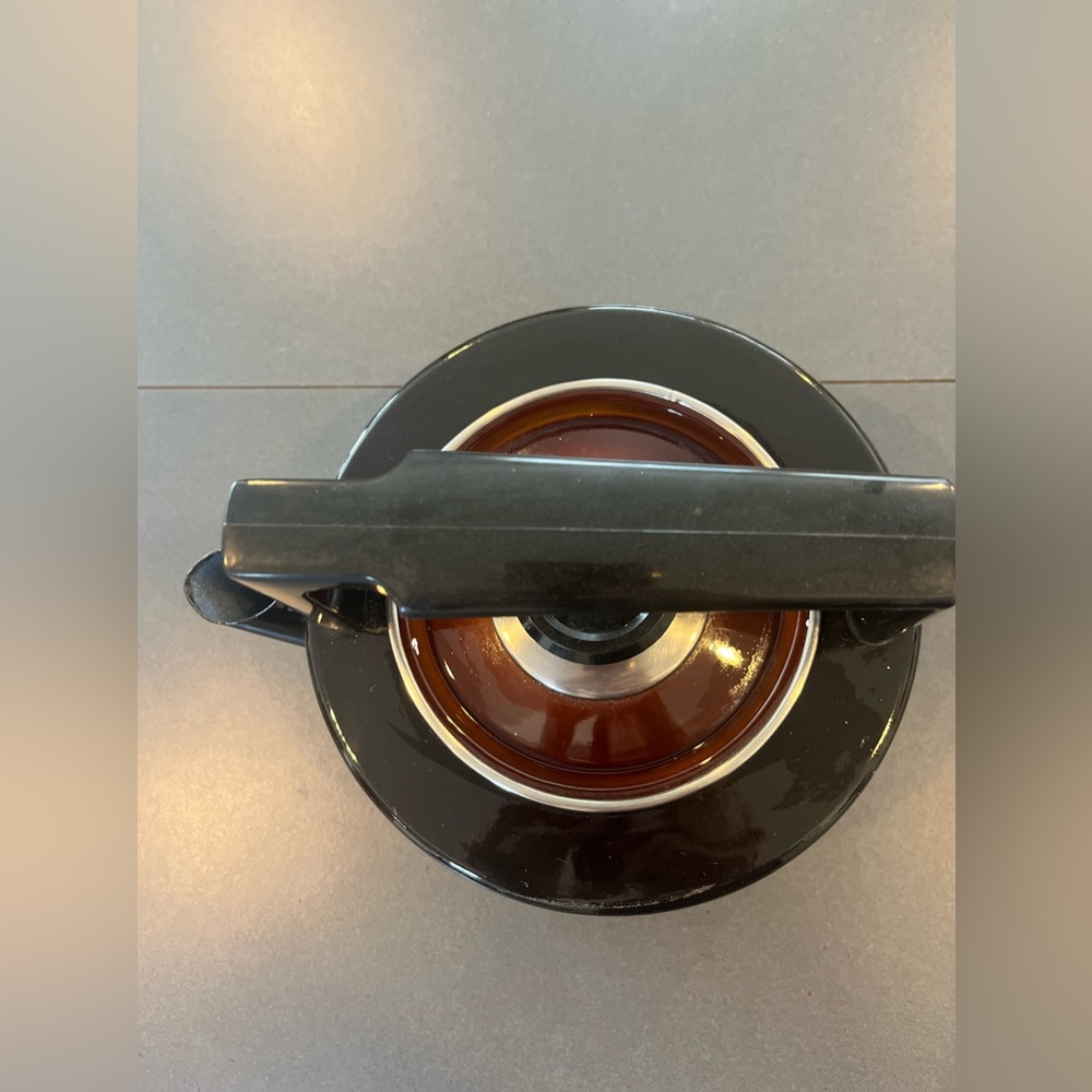 SOLD ❌RARE Vintage // Tea Kettle - Picture 3 of 8